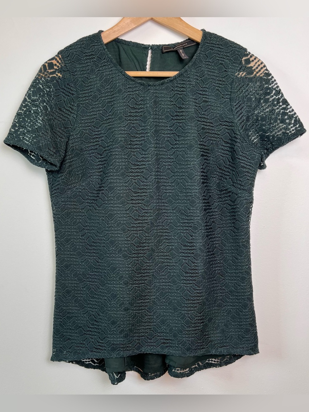 BCBGMAXAZRIA Cacey Lace Fitted Peplum Blouse Top Women’s Medium Green Sleeveless